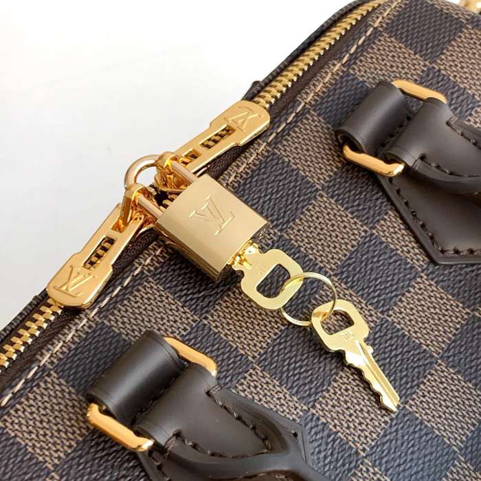 LOUIS VUITTON M46222 牛皮 モノグラム キャンバス 斜め掛けバッグ レディース斜め掛け 20.5x13.5x12cm サイズ:20.5x13.5x12cm