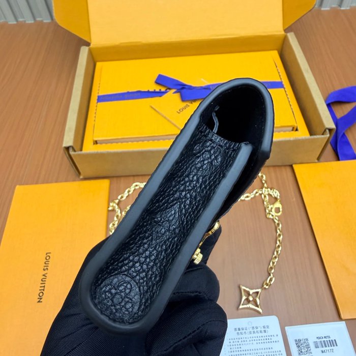 LOUIS VUITTON M4717 斜め掛けバッグ レディース斜め掛け 13.5cm サイズ:20.5×13.5×12cm