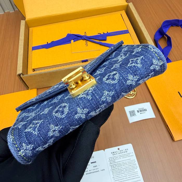 LOUIS VUITTON M4622 レディース斜め掛け 13.5cm サイズ:20.5×13.5×12cm