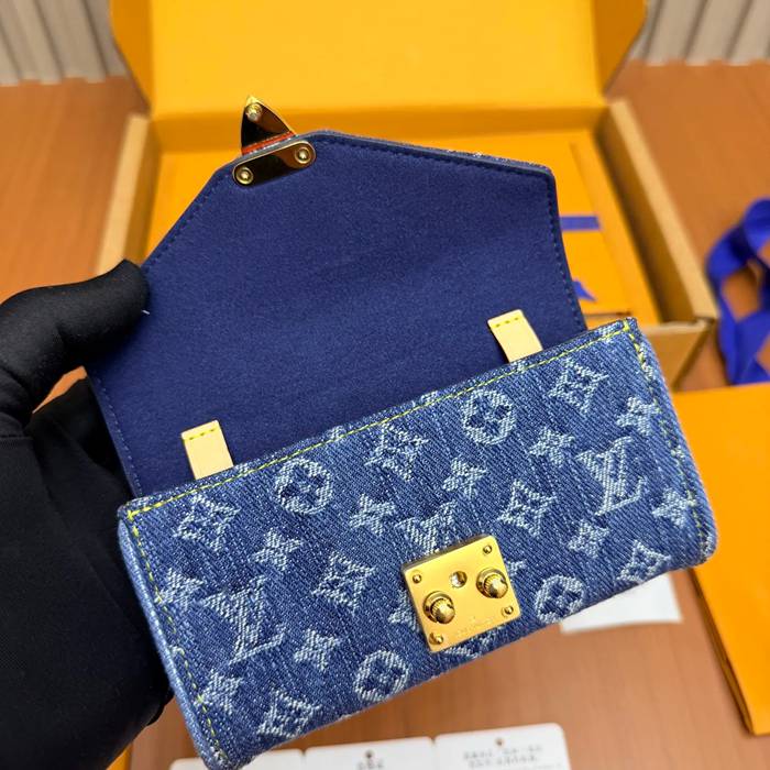 LOUIS VUITTON M4622 レディース斜め掛け 13.5cm サイズ:20.5×13.5×12cm