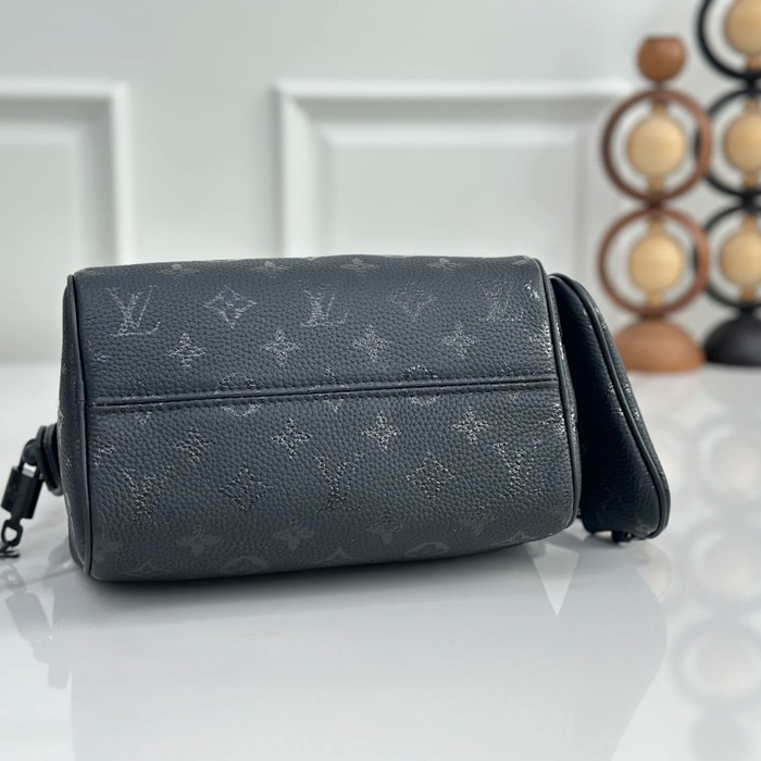 LOUIS VUITTON M28262 牛皮 モノグラム ブラック 斜め掛けバッグ レディース斜め掛け 22x17.5x14cm サイズ:22x17.5x14cm