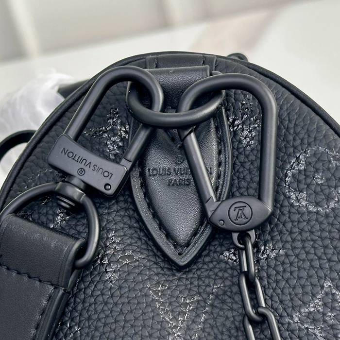 LOUIS VUITTON M28262 牛皮 モノグラム ブラック 斜め掛けバッグ レディース斜め掛け 22x17.5x14cm サイズ:22x17.5x14cm