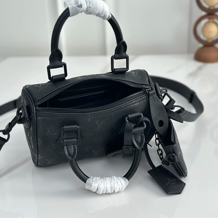 LOUIS VUITTON M28262 牛皮 モノグラム ブラック 斜め掛けバッグ レディース斜め掛け 22x17.5x14cm サイズ:22x17.5x14cm