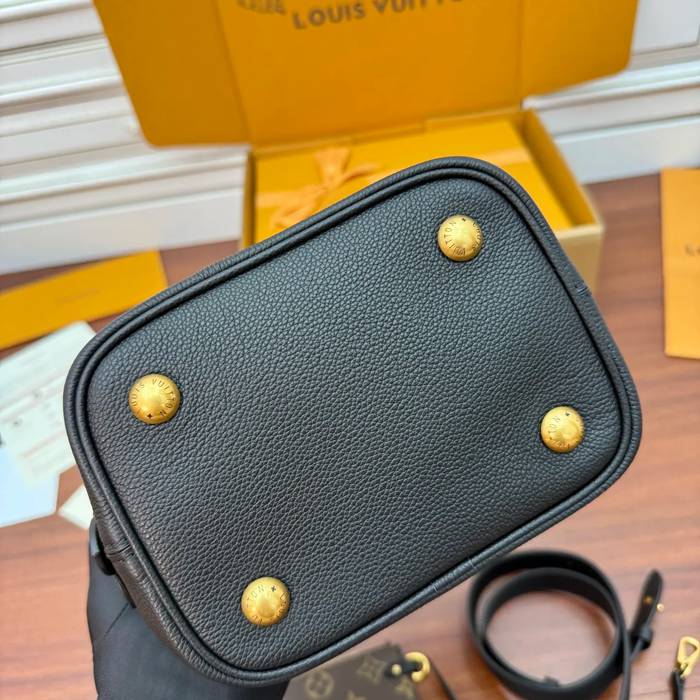 LOUIS VUITTON M25543 ボックスレザー 斜め掛けバッグ レディース斜め掛け 18x16x12cm サイズ:18x16x12cm
