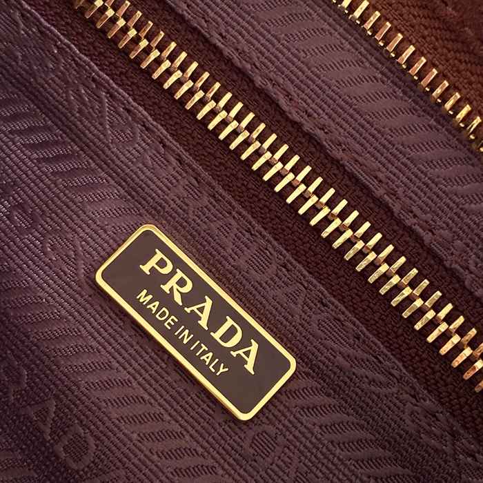 PRADA 1BH215 スエード 斜め掛けバッグ、ショルダーバッグ、リュックサック ヴィンテージ 26x14x12cm サイズ:26x14x12cm
