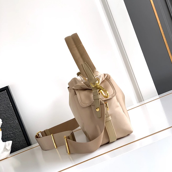 PRADA 1BC264 カーフスキン、ナイロン 斜め掛けバッグ、ショルダーバッグ ナイロン、編み、クラシック 32x22x12cm サイズ:32x22x12cm