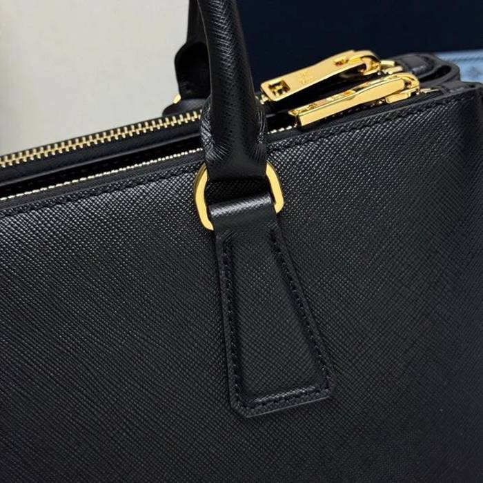 PRADA 1BA274 レザー ゴールド 斜め掛けバッグ、ショルダーバッグ ガレリア、クラシック、大 32x24x14cm サイズ:32x24x14cm
