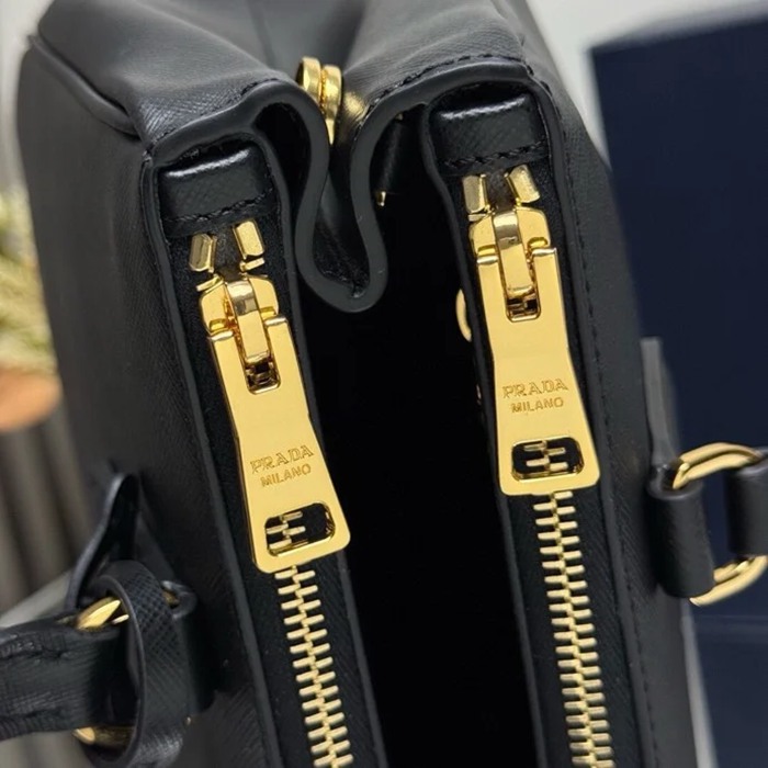 PRADA 1BA274 レザー ゴールド 斜め掛けバッグ、ショルダーバッグ ガレリア、クラシック、大 32x24x14cm サイズ:32x24x14cm