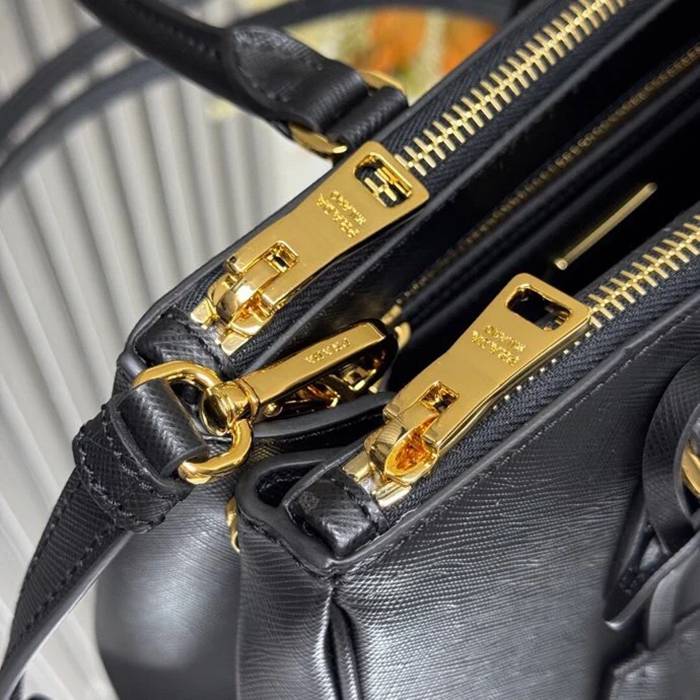 PRADA 1BA863 レザー ゴールド 斜め掛けバッグ、ショルダーバッグ ガレリア、クラシック 28x20x12cm サイズ:28x20x12cm