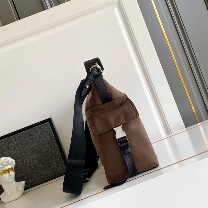 PRADA 2VH204 ナイロン、レザー ゴールド 斜め掛けバッグ、ショルダーバッグ ナイロン、クラシック 43x30x15cm サイズ:43x30x15cm