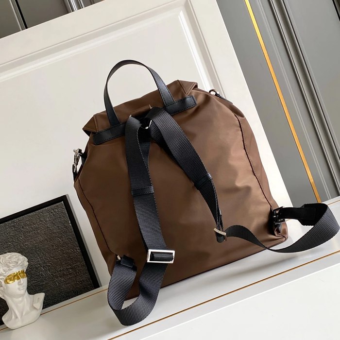 PRADA 2VZ110 ナイロン ゴールド ショルダーバッグ、リュックサック ナイロン、クラシック 39x34x15cm サイズ:39x34x15cm