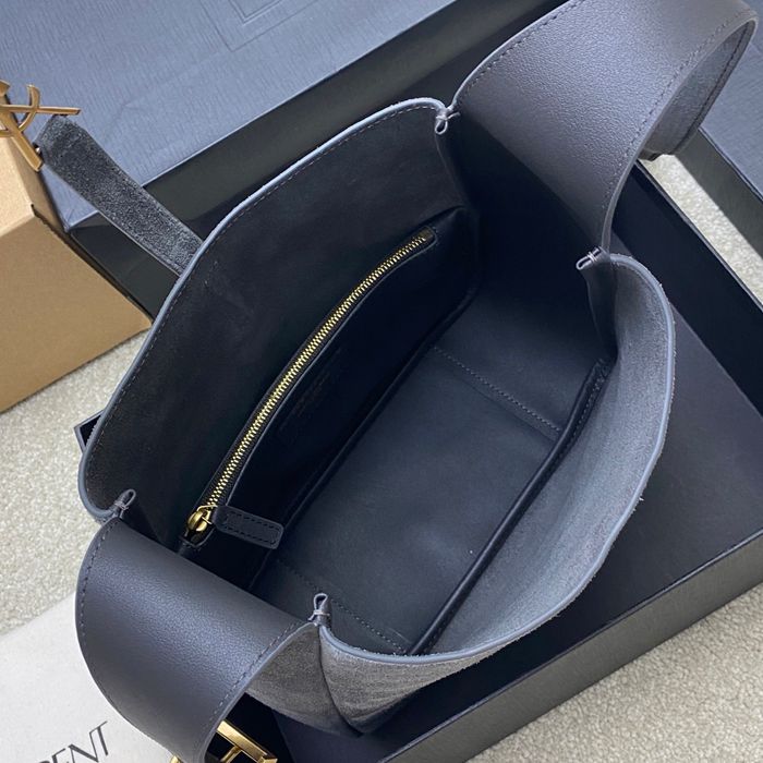 SAINT LAURENT 713938 マット グレー、ゴールド、マット 脇下バッグ クラシック 23x22cm サイズ:23x22cm