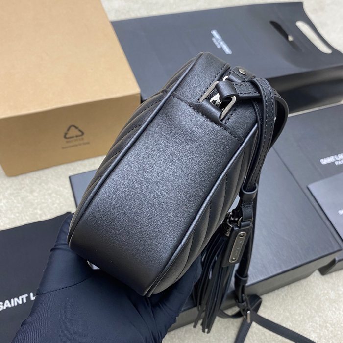SAINT LAURENT 505730 ブラック、シルバー 斜め掛けバッグ クラシック 23x16cm サイズ:23x16cm