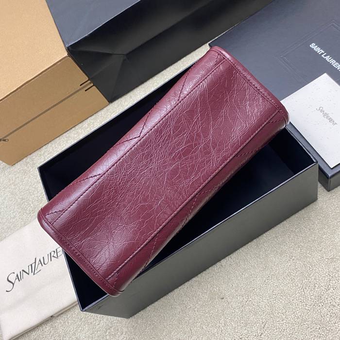 SAINT LAURENT 872680 カーフレザー ブラック、レッド、ゴールド ハンドバッグ チェーン、ニキ 25x22x10cm サイズ:25x22x10cm