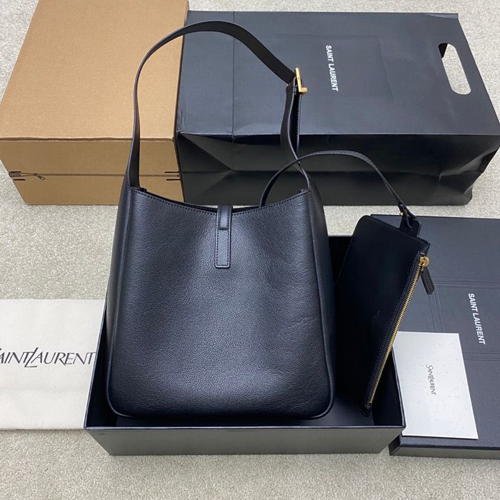 SAINT LAURENT 850533 ブラック、ゴールド 脇下バッグ クラシック 22x22x10cm サイズ:22x22x10cm