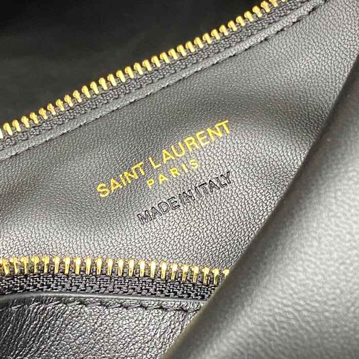 SAINT LAURENT 850533 ブラック、ゴールド 脇下バッグ クラシック 22x22x10cm サイズ:22x22x10cm