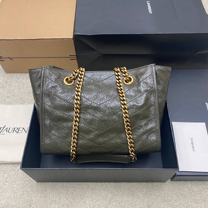 SAINT LAURENT 872680 カーフレザー ブラック、グリーン、ゴールド ハンドバッグ チェーン、ニキ 25x22x10cm サイズ:25x22x10cm