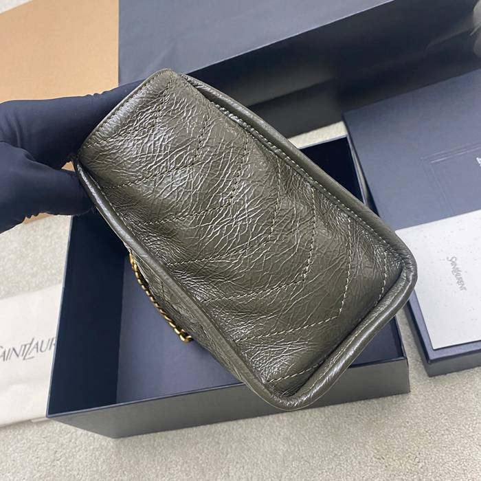 SAINT LAURENT 872680 カーフレザー ブラック、グリーン、ゴールド ハンドバッグ チェーン、ニキ 25x22x10cm サイズ:25x22x10cm