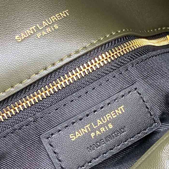 SAINT LAURENT 577476 ラムレザー、カーフレザー グリーン、ゴールド、シルバー 斜め掛けバッグ チェーン、クラシック 29x17x11cm サイズ:29x17x11cm