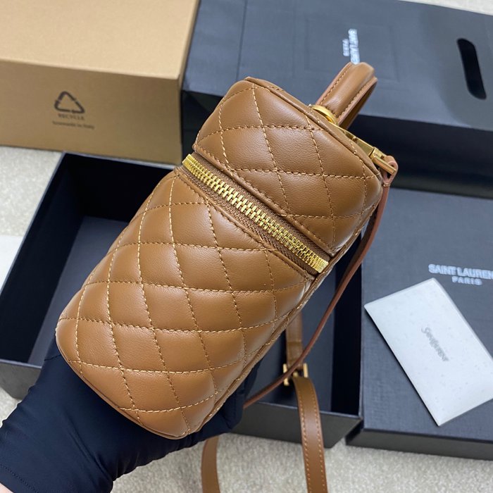 SAINT LAURENT 851572 ラムレザー ブラウン、ゴールド ハンドバッグ クラシック 15x8cm サイズ:22.5x15x8cm