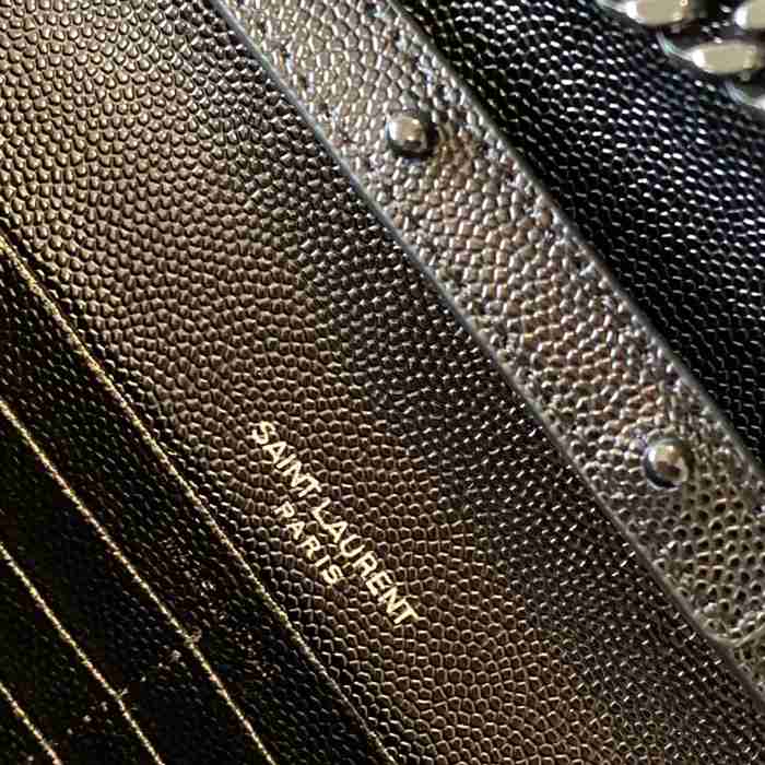 SAINT LAURENT 377828 カーフレザー ゴールド 斜め掛けバッグ、封筒バッグ 封筒、クラシック 14x5cm サイズ:22.5x14x4cm