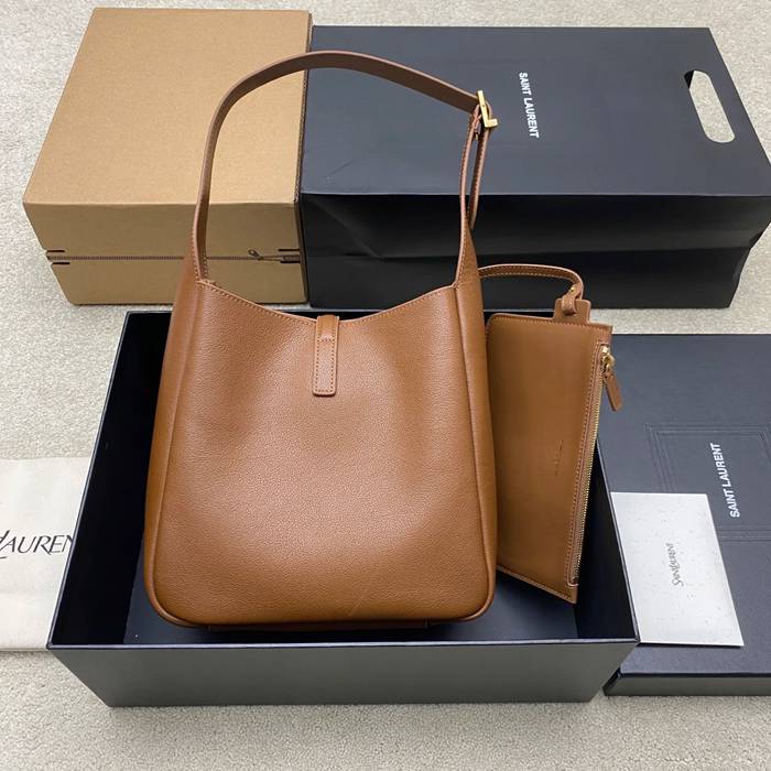 SAINT LAURENT 850533 ブラウン、ゴールド ショルダーバッグ、脇下バッグ クラシック 22x22x10cm サイズ:22x22x10cm