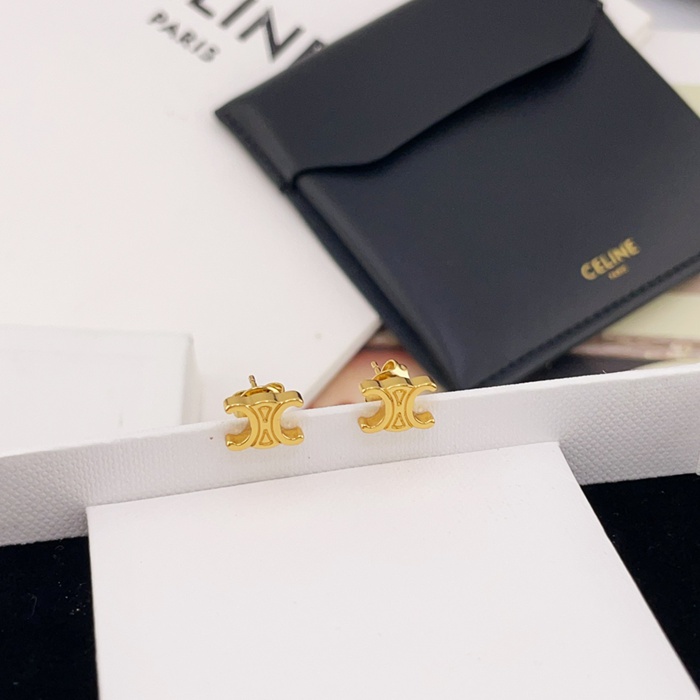 シャネル スタイル ピアス トリオンフ