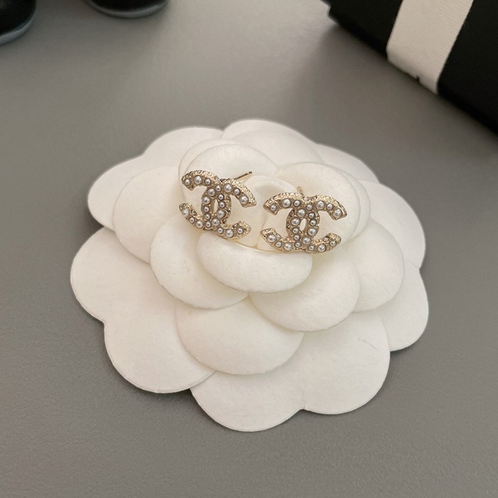 シャネル スタイル ピアス ダブルC