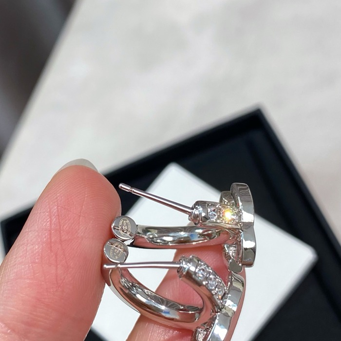 シャネル スタイル ピアス ミニフープ