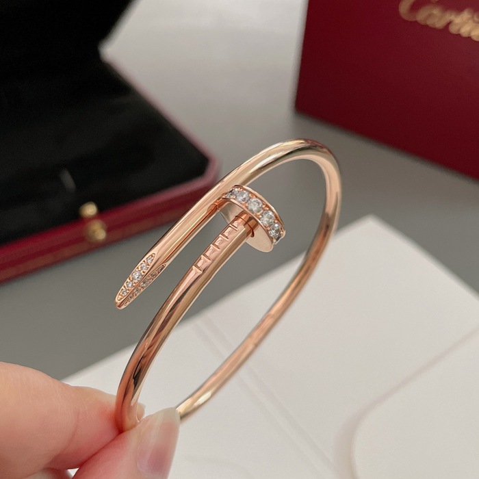カルティエ スタイル ブレスレット