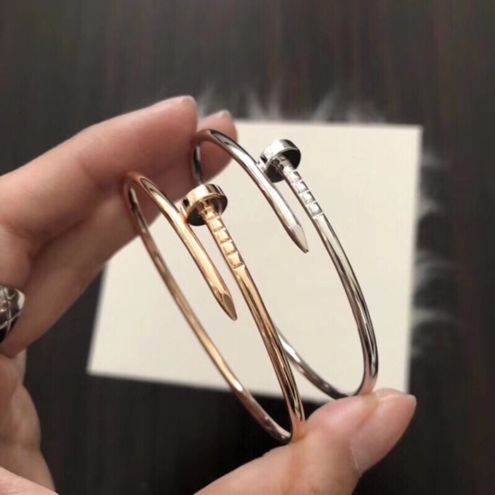 カルティエ スタイル ブレスレット