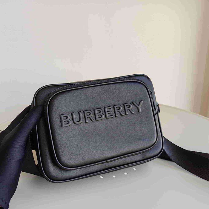 BURBERRY ショルダーバッグ カーフレザー メンズ 22.5×14.5×8cm BURBERRY ショルダーバッグ カーフレザー メンズ 22.5×14.5×8cm