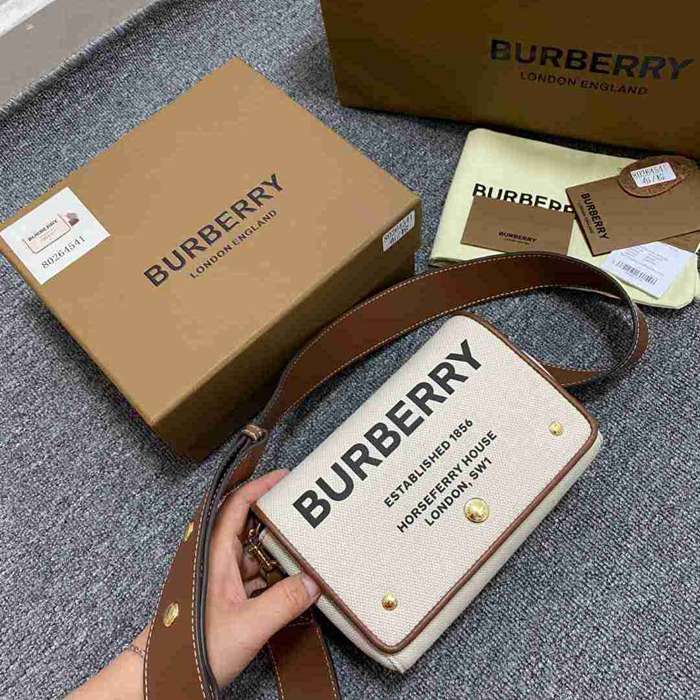 BURBERRY ショルダーバッグ コットンキャンバス メンズ 18×12×8cm BURBERRY ショルダーバッグ コットンキャンバス メンズ 18×12×8cm
