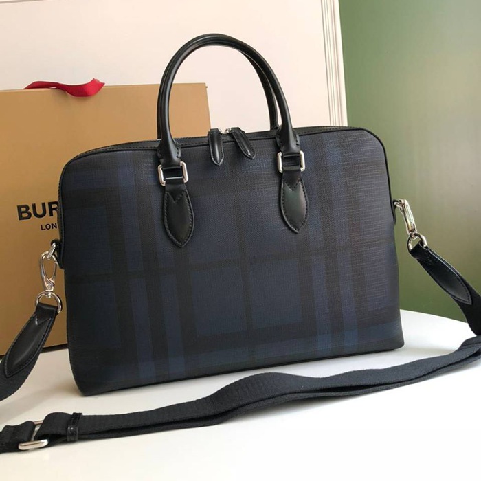 BURBERRY ブリーフケース スモーキーチェック メンズ 37×27×5.5cm BURBERRY ブリーフケース スモーキーチェック メンズ 37×27×5.5cm
