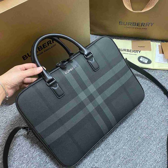 BURBERRY チェック ブリーフケース メンズ 38×28×9cm BURBERRY チェック ブリーフケース メンズ 38×28×9cm