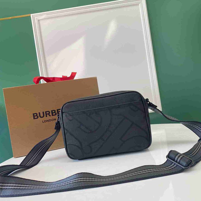 BURBERRY ショルダーバッグ ポリエステル×レザー メンズ 28×20×10cm