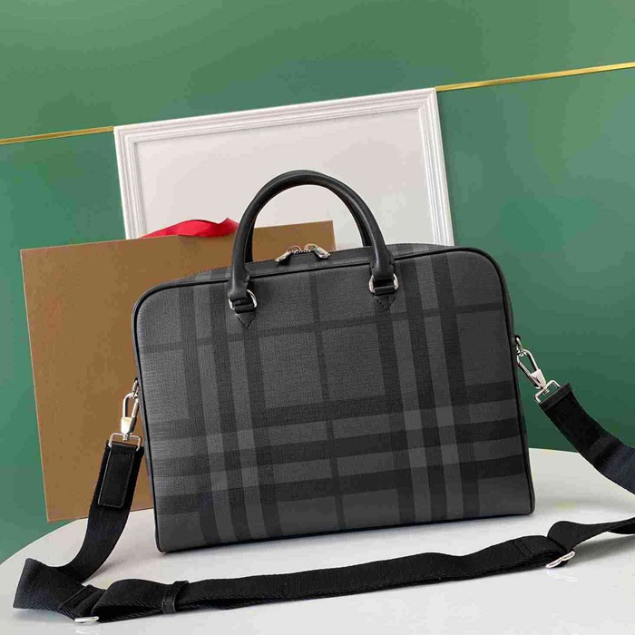 BURBERRY ロンドン チェック ブリーフケース メンズ 37×27×9cm
