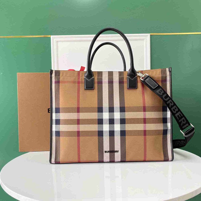 BURBERRY トートバッグ レザー×キャンバス メンズ 45×34×19cm BURBERRY トートバッグ レザー×キャンバス メンズ 45×34×19cm