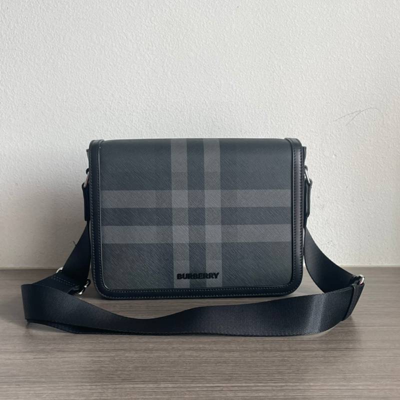 BURBERRY メッセンジャーバッグ チェック レザー メンズ 25.5×21.5×6.5cm