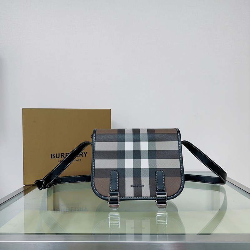 BURBERRY サドル メッセンジャーバッグ チェック メンズ 22×19×7cm BURBERRY サドル メッセンジャーバッグ チェック メンズ 22×19×7cm