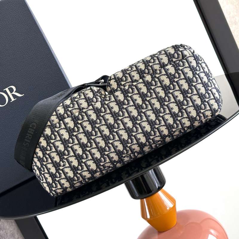 DIOR ライダー ソフト ショルダーバッグ オブリーク メンズ 36×30.5×14.5cm