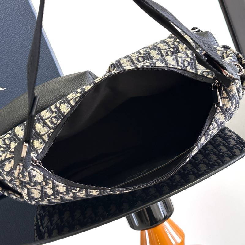 DIOR ライダー ソフト ショルダーバッグ オブリーク メンズ 36×30.5×14.5cm