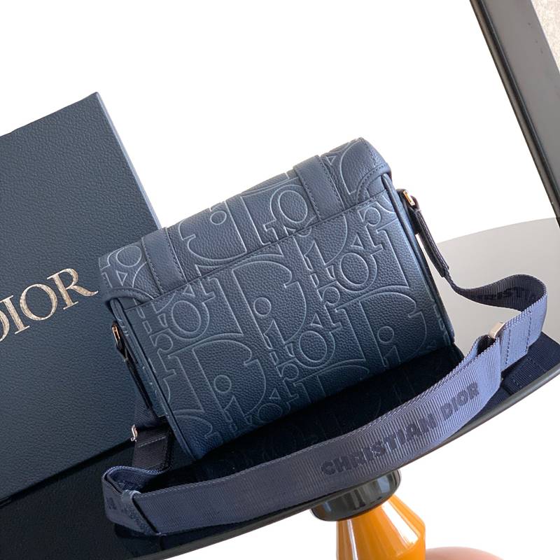 DIOR メッセンジャーバッグ ディオールグラヴィティ レザー メンズ 24×18×8cm