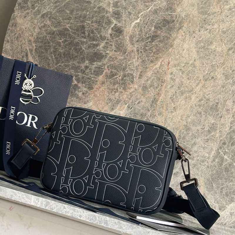 DIOR サドル スリーインワン ショルダーバッグ ディオールグラヴィティ レザー メンズ 23×16.5×4cm