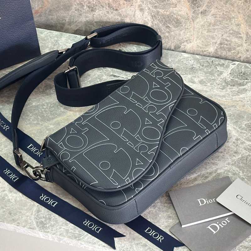DIOR サドル スリーインワン ショルダーバッグ ディオールグラヴィティ レザー メンズ 23×16.5×4cm