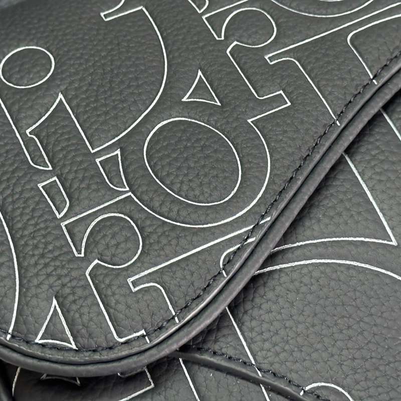 DIOR サドル ショルダーバッグ ディオールグラヴィティ レザー メンズ 27×20×5cm