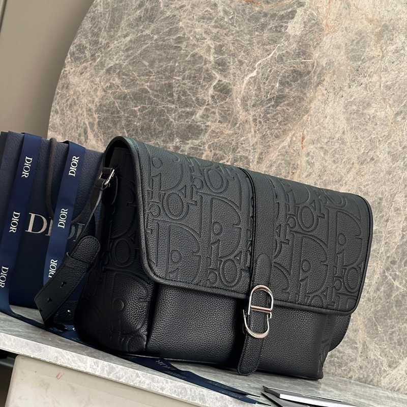 DIOR デイリー メッセンジャーバッグ ディオールグラヴィティ レザー メンズ 31×25×13cm
