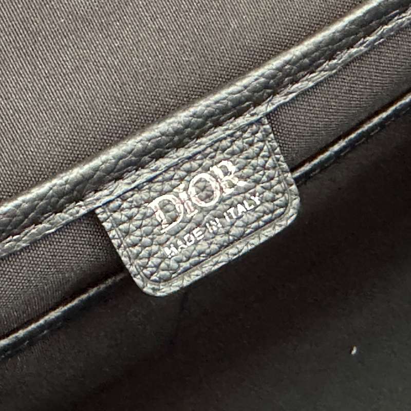 DIOR デイリー メッセンジャーバッグ ディオールグラヴィティ レザー メンズ 31×25×13cm