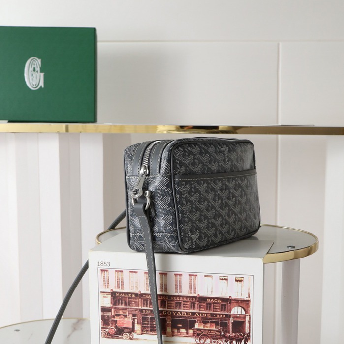 GOYARD カメラバッグ カーフレザー メンズ 22.5×13×7cm