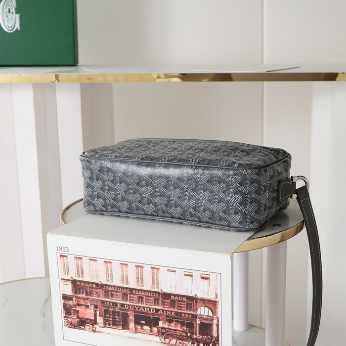 GOYARD カメラバッグ カーフレザー メンズ 22.5×13×7cm